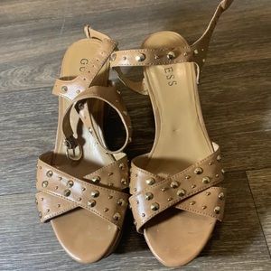 Guess shoes size 7